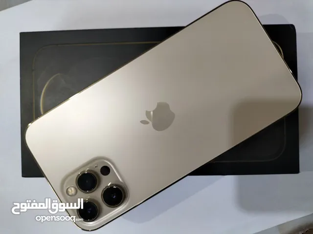 السلام عليكم إيفون 12pro max ذاكرة256 بطارية 82٪ مابدل بي أي شي النضافة99٪ نموذج M كارتونة ويا
