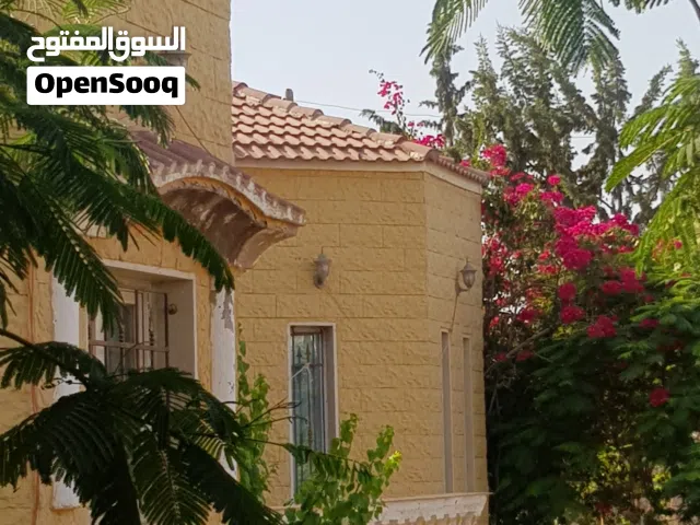 اعلان أرض للبيع تاجوراء 2000م بها منزل 175م طريق مصانع  التويتة.                                .