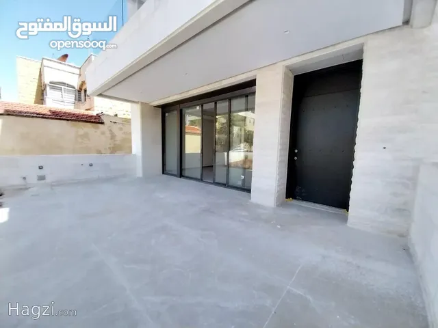 220 m2 3 Bedrooms Apartments for Sale in Amman Um Uthaiena