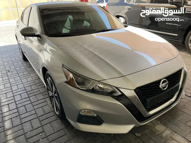 Used Nissan Altima in Abu Dhabi