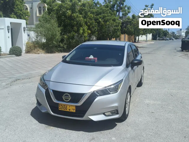 2020 Nissan Versa SR