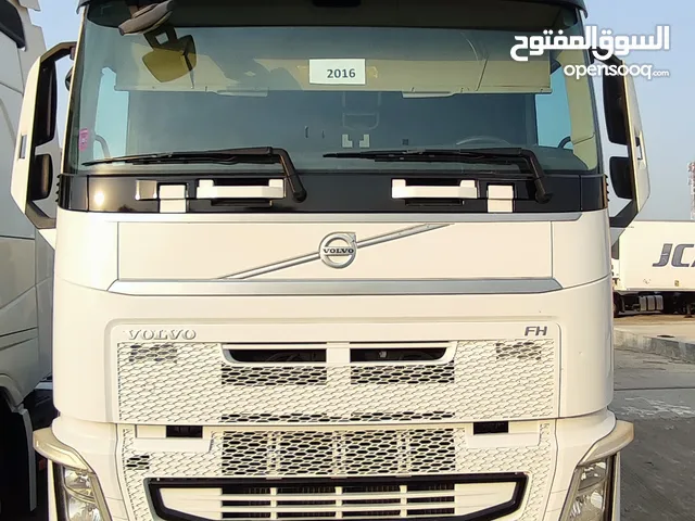 Tractor Unit Other 2016 in Al Batinah
