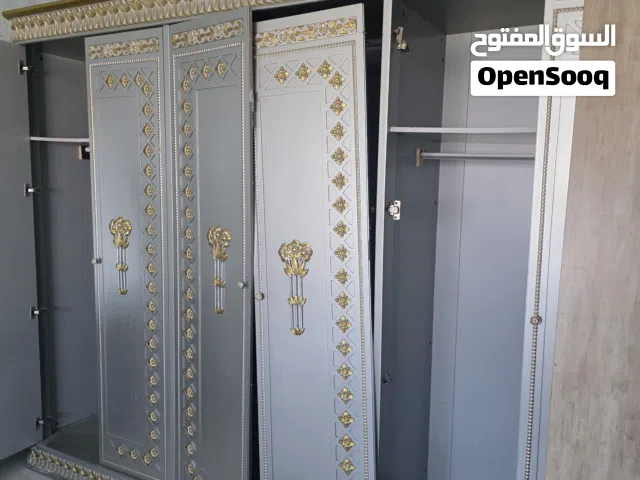 اثاث مستعمل غرف نوم كاملةوطاولات للبيع