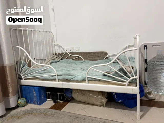 سرير اطفال قابل للاطاله و التصغير