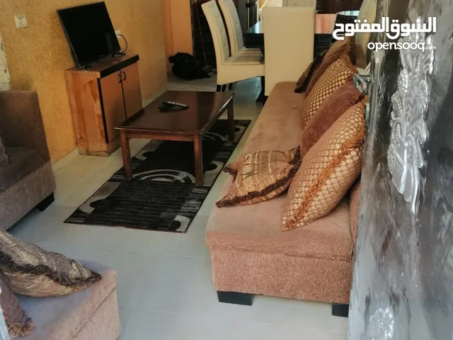 180 m2 3 Bedrooms Apartments for Rent in Ramallah and Al-Bireh Al Irsal St.