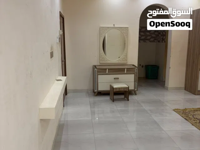 غرفه للاجار  مع حمام