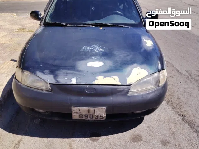 1995 هيونداي افانتي Standard