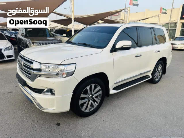 2018 Toyota Land Cruiser VXR
