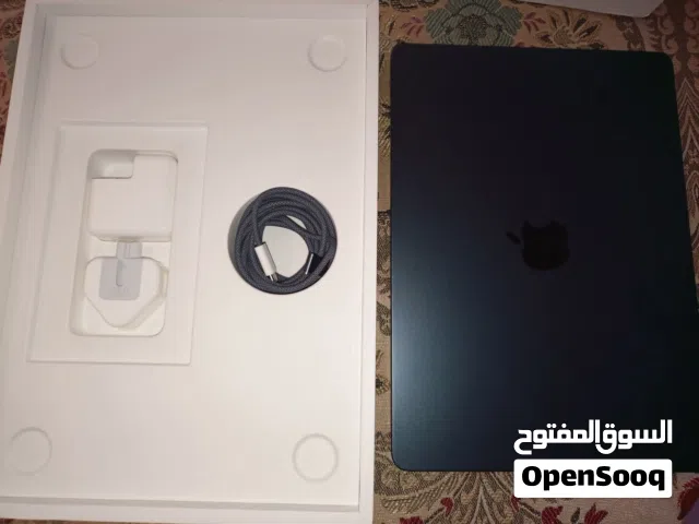 Macbook Air M2 2022