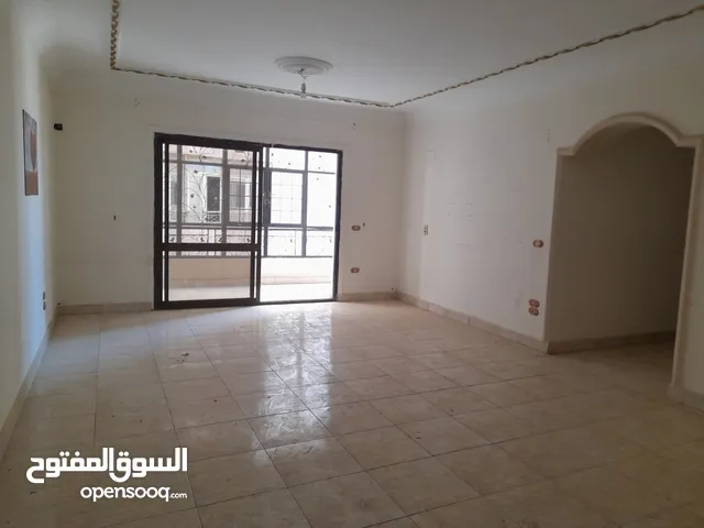 154 m2 3 Bedrooms Apartments for Sale in Giza Haram