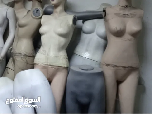 مليكانات لمحلات الملابس عدد2ستاتي بدون أدين وقواعد و3 بناطيل وعدد 1 ولادي السعر مغري