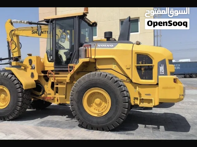 شيول فلولفو  2018 ماشي 2500 ساعه عمل فقط