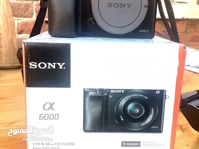 كاميرا سوني a6000 sony لصناع المحتوى مع العدسه 16-50 zoom وميموري 64Gb