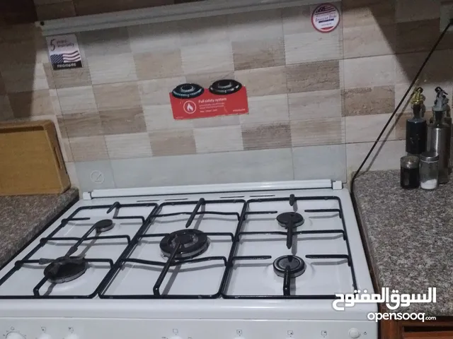 فرن غاز مستعمل فريجيدير بحالة ممتازة جديد استعمال اقل من سنه بحاله وكاله