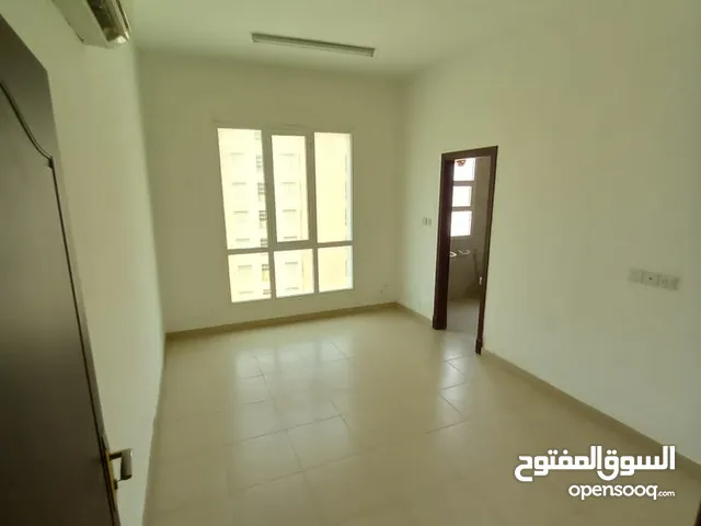 90m2 2 Bedrooms Apartments for Rent in Muscat Ghubrah