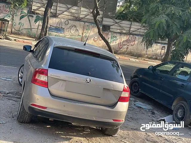 سكودا سبيس باك 14