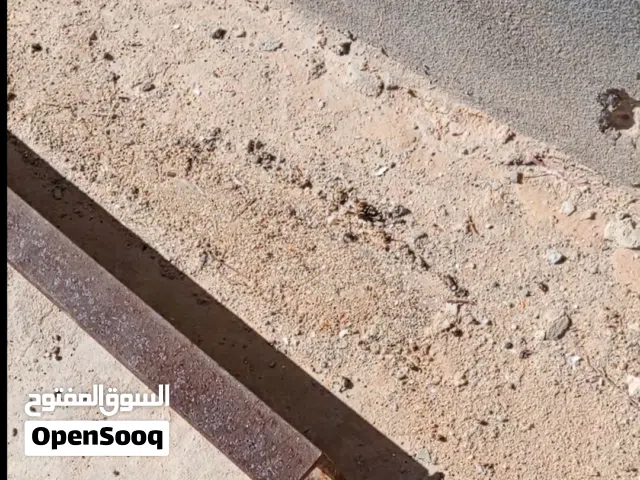 بتريلي للبيع حرف يو طوله 4 متر