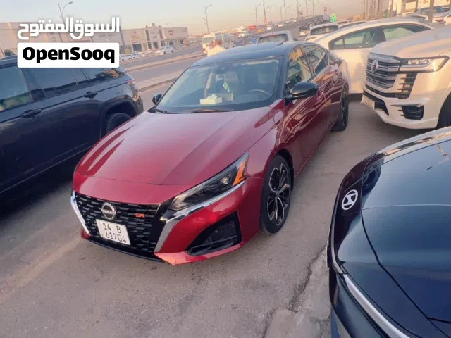 2023 نيسان التيما SR