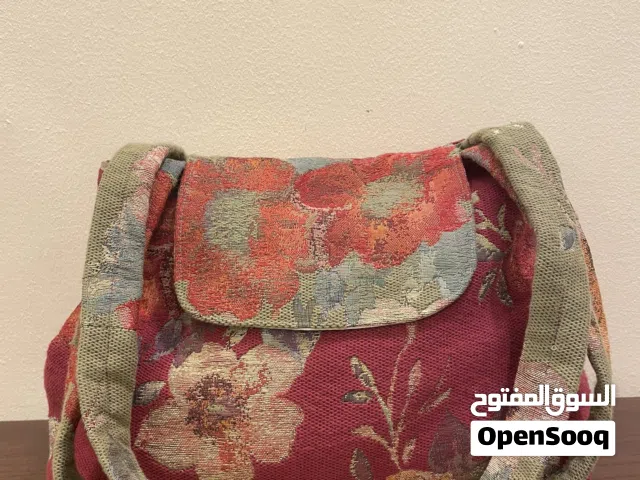 Hand Bags Multicolor for sale  in Irbid