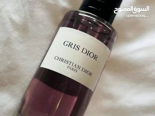 تستر قريس ديور 250 مل بدون كرتون عطر جميل جدا زهري بودري جذاب عطر اكبر حجم موجود في براند -Dior