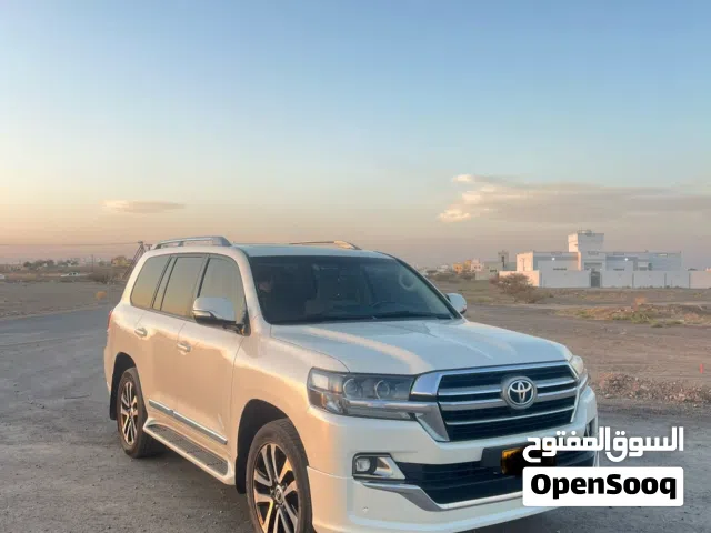 تويوتا لاند كروزر 2019 وكالة بهوان – المالك الأول