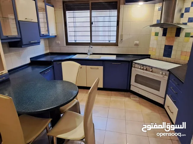 شقة مميزة للبيع في منطقة ضاحية الامير راشد قرب مجمع جبر