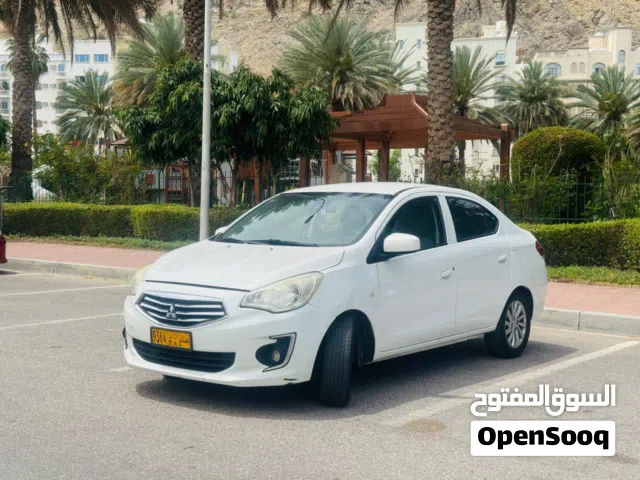 2016, Mitsubishi, Attrage, Standard