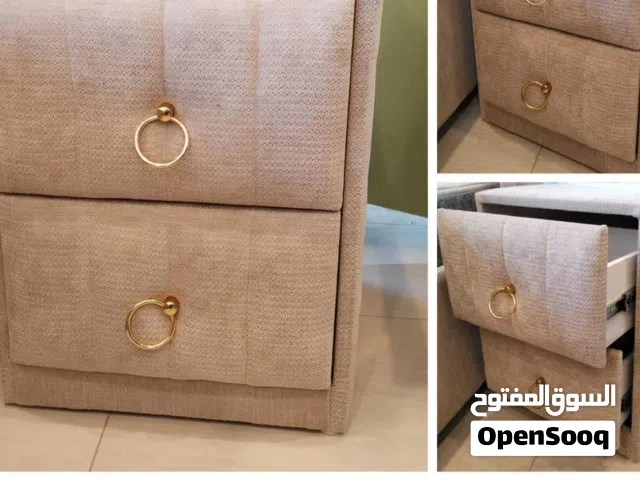 طاولة جانبية للسرير Bed Side Table