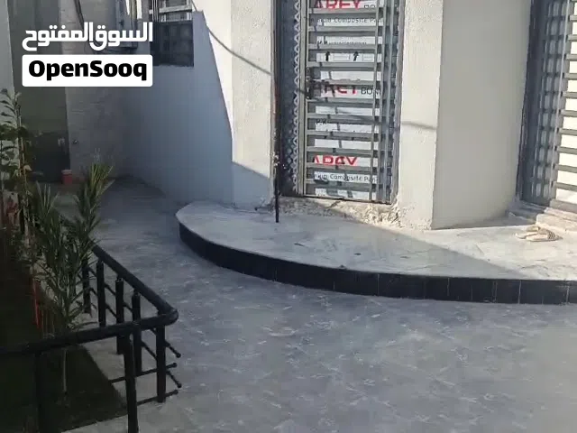 شقه للايجار في السراجي جميع الخدمات