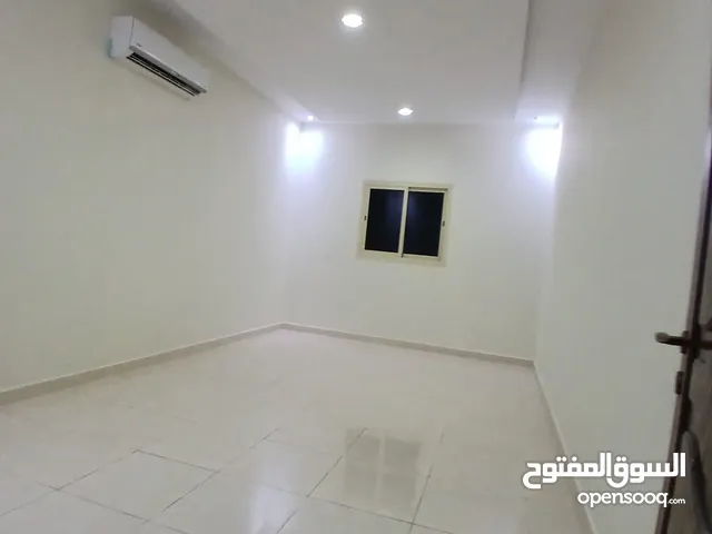 240 m2 2 Bedrooms Apartments for Rent in Al Riyadh Al Malqa