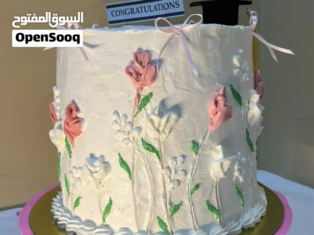 كيكة تخرج بتصميم ناعم
