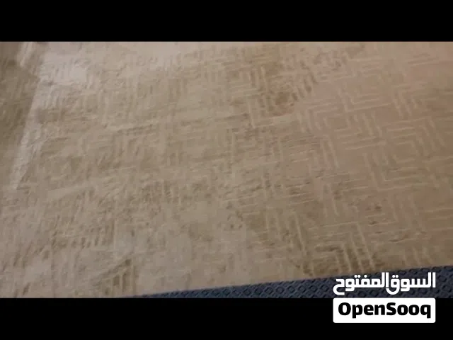500 شبه اجديد اني شاريته بالف تفرش ايام بس وبنبيعه لاني مسافر