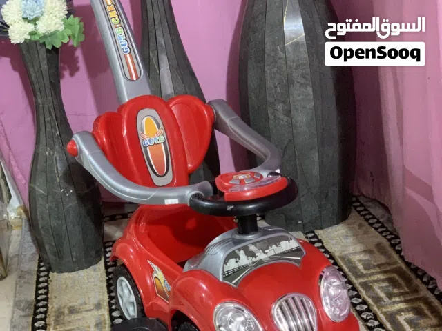 سيارات أطفال