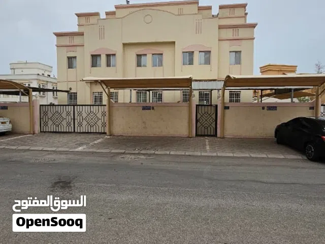 90 m2 2 Bedrooms Apartments for Rent in Muscat Al Khoud