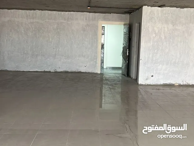 مكتب تجاري للبيع في جبل الحسين REF 3954