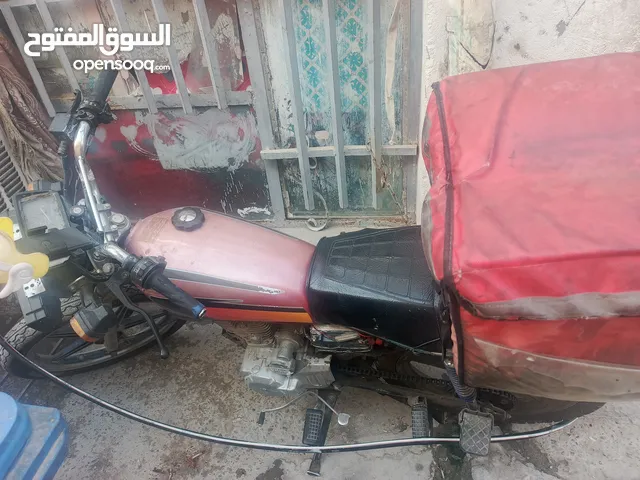 دراجه يراني موديل واحد وعشرين بس مكينه موديل اربعه وعشرين