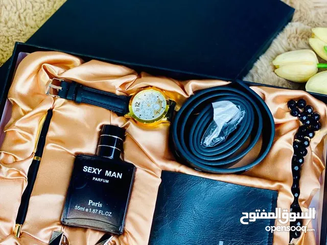 بوكس هدية رجالي تستحقون كل شي مميز وفرنالكم أحلا وأجمل بكج مميز رجالي تهدوا للأب أو الأخ أو ال
