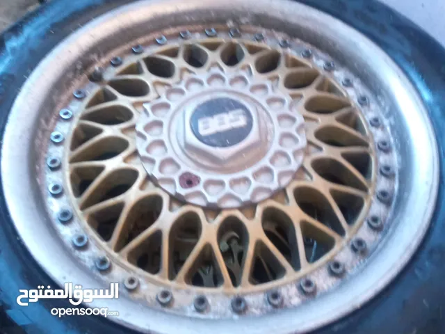 جنط  bbs  الماني اصلي .15 بحالة جيدة جدا . 5 براغي محير .... مع كوشوك نظيف