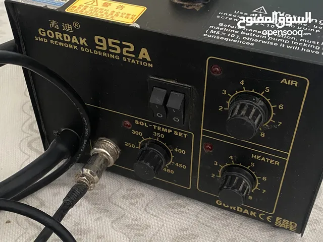مكينة لحام اجهزه خلويه بحاله الوكاله Gordak 952A،