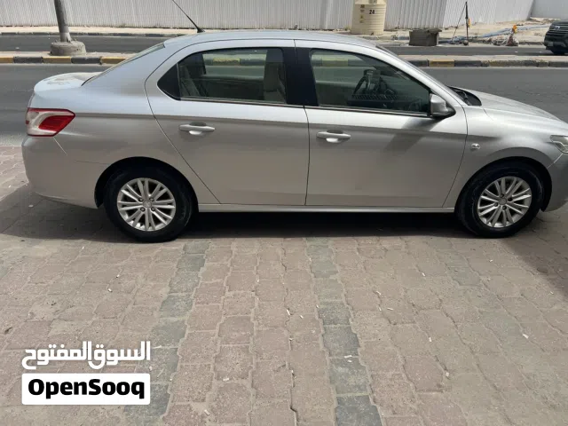 2015 بيجو 301 Standard