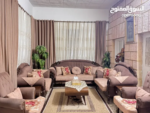 غرفة جلوس بسعر مغري قابل للتفاوض بداعي السفر