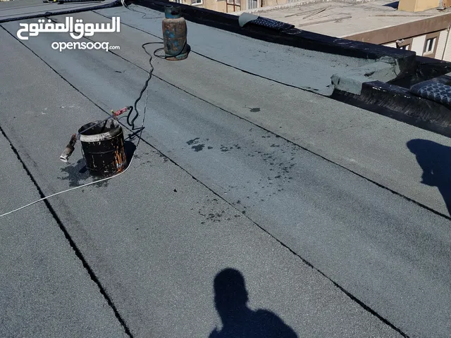 عزل السطحات من المطر والرطوبة والحرارة في الصيف