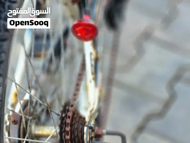 بايسكل نضيف امريكي جبلي حجم24سلس السايقه يتحمل وزن120مستعنل قليل وحلو بدلات6 كلشي شغال مكينه شغاله