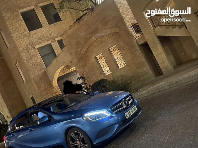 السيارة لعبة ومميزة الفئة الثالثة من نوعها ..