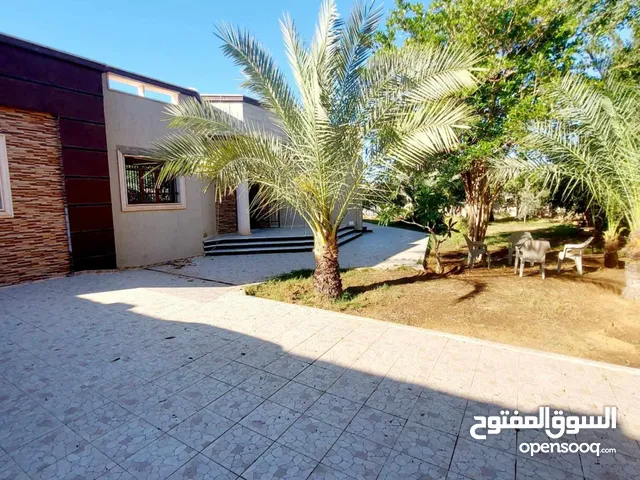 4 Bedrooms Chalet for Rent in Tripoli Wadi Al-Rabi