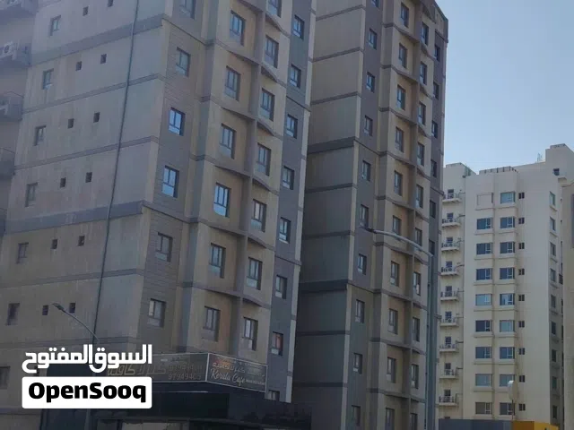 للايجار عماره كامله للشركات بالفروانيه 3غرف وصاله وحمامين ومطبخ