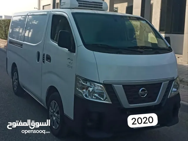 باص مقفل ثلاجه 2020 للبيع