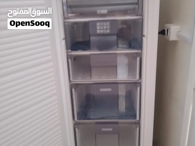 فريزر جديد شغال مية بل مية للبيع
