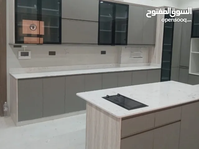 صيانه مطابخ المنيوم فك وتركيب ونقل جميع انواع المطابخ وتبديل مفصلات وماسكات وتبديل رخام وسليكوان