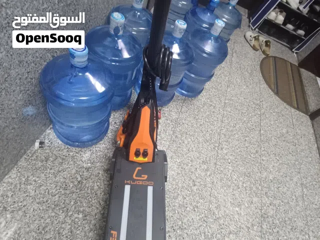 kugoo f3 plus سكوتر مستعمل استعمال خفيف نظيف مع شاحن